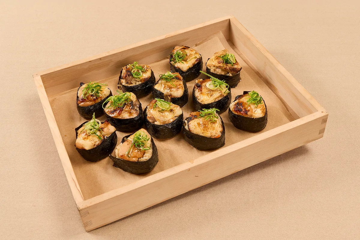 炙りチーズ鶏五目おにぎり