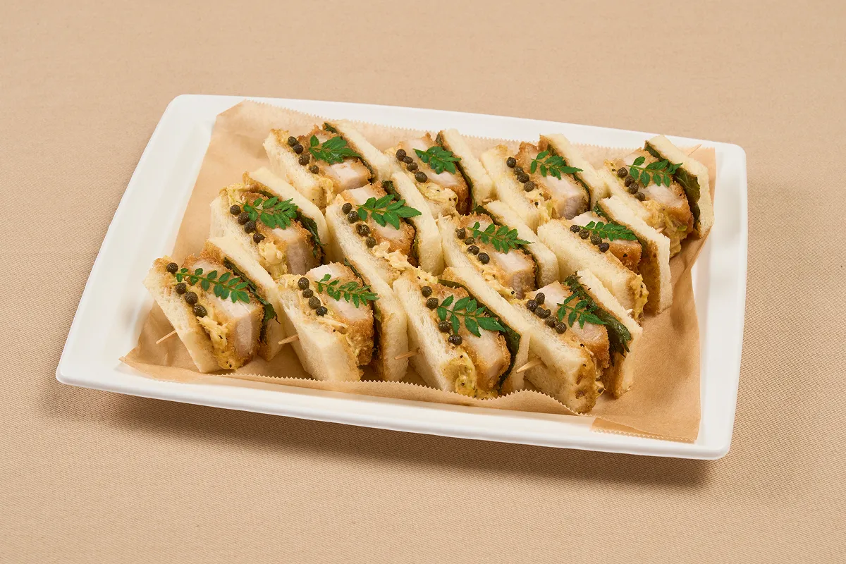 山椒薫るこだわりロースカツサンド