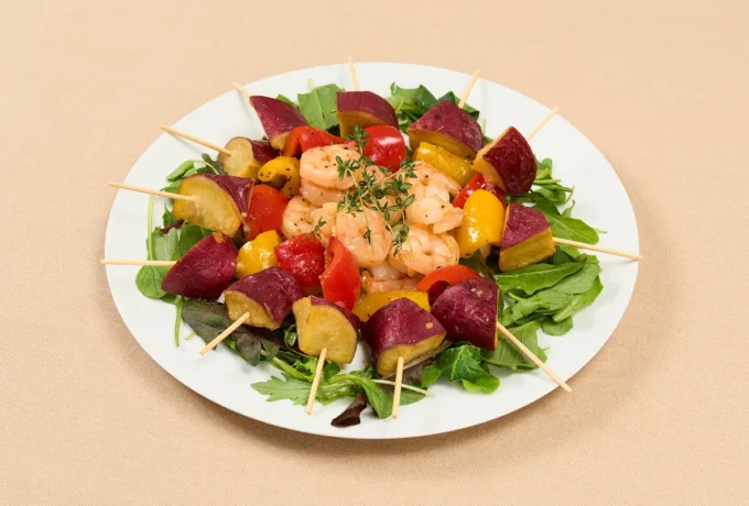 ガーリックシュリンプとグリルベジタブルのピンチョス