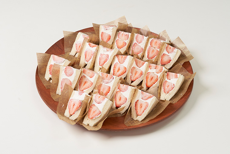 季節のフルーツサンド