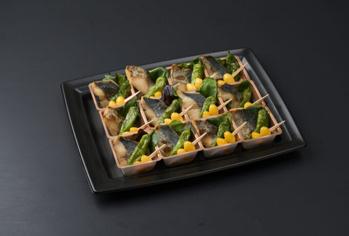 さわらの西京焼き 揚げししとうと銀杏の彩り