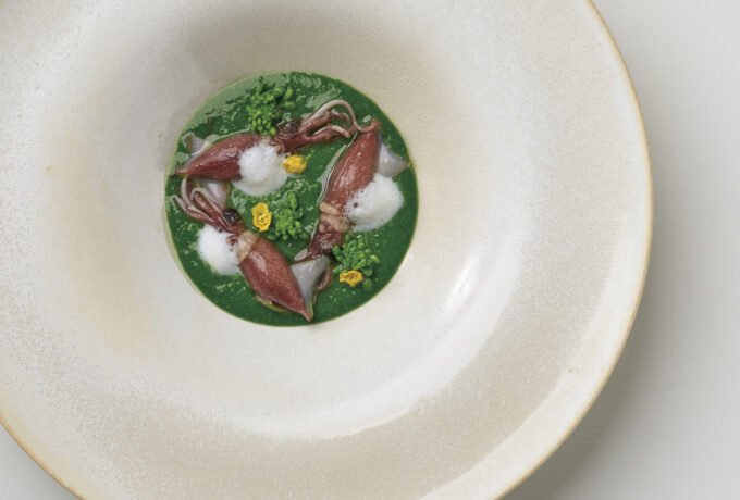 菜の花のポタージュ ホタルイカとミルクの泡