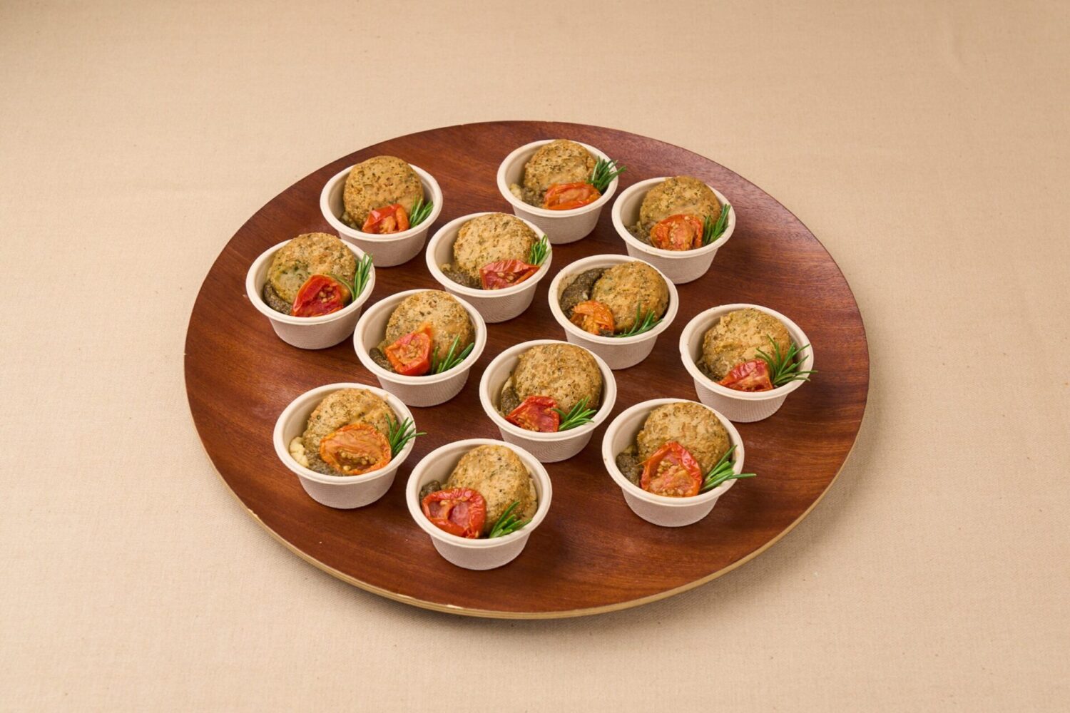 フムスとファラフェルのジェノベーゼタパス