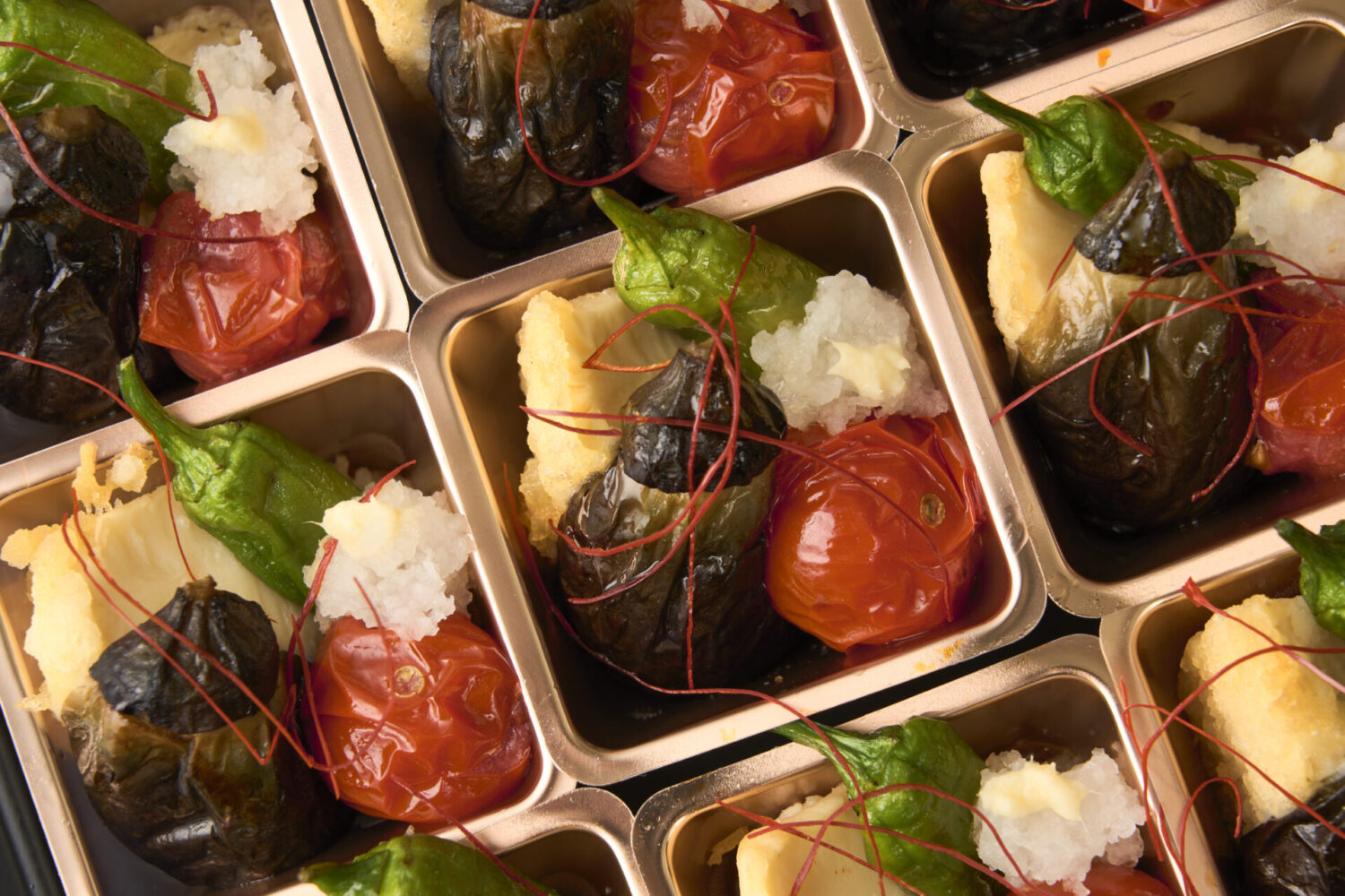 彩り野菜と揚げ出し豆腐の揚げ浸し  