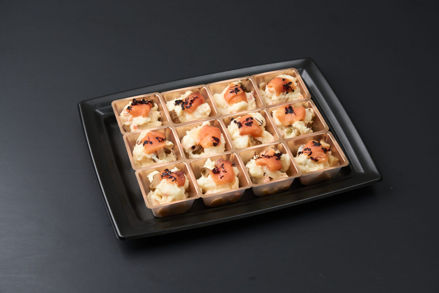 いぶりがっことスモークサーモンのポテトサラダ